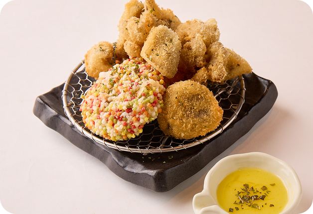 4種のキノコの盛り合わせ
〜ガーリックバター添え〜